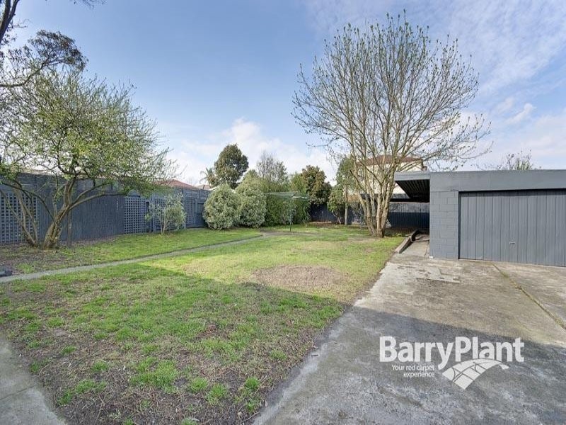 5 Larbert Rd, Noble Park VIC 3174