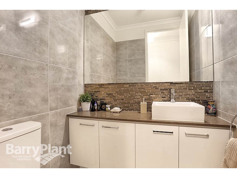 17 Kotiko Road, Keysborough VIC 3173