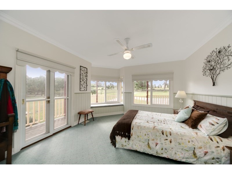 45 Petty Road, Bunyip VIC 3815