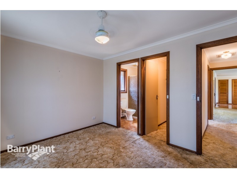 17 Balfour Place, Noble Park North VIC 3174