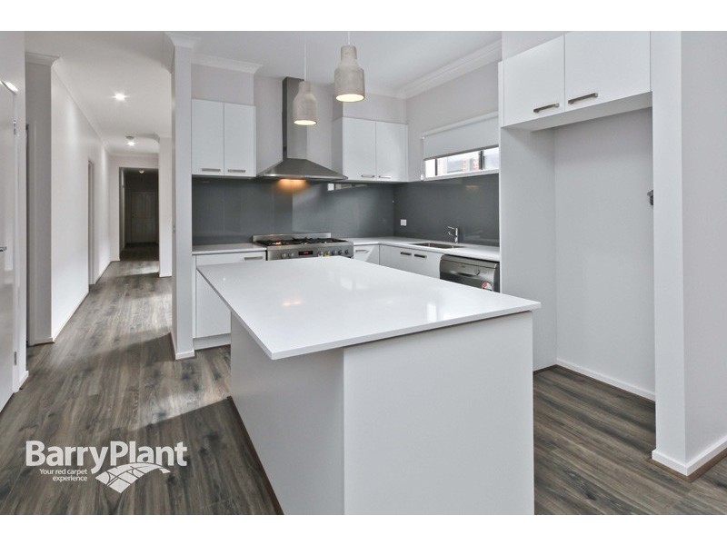 44 Redbrush Drive, Keysborough VIC 3173