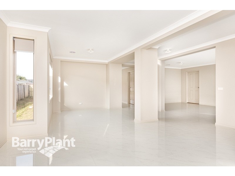 25 Len George Drive, Keysborough VIC 3173
