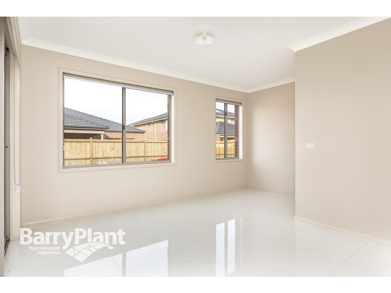 25 Len George Drive, Keysborough VIC 3173