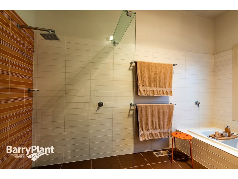 15 Latrobe Street, Box Hill South VIC 3128