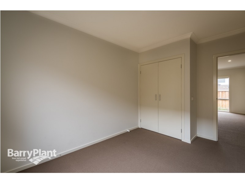 11 Glenfern Street, Keysborough VIC 3173