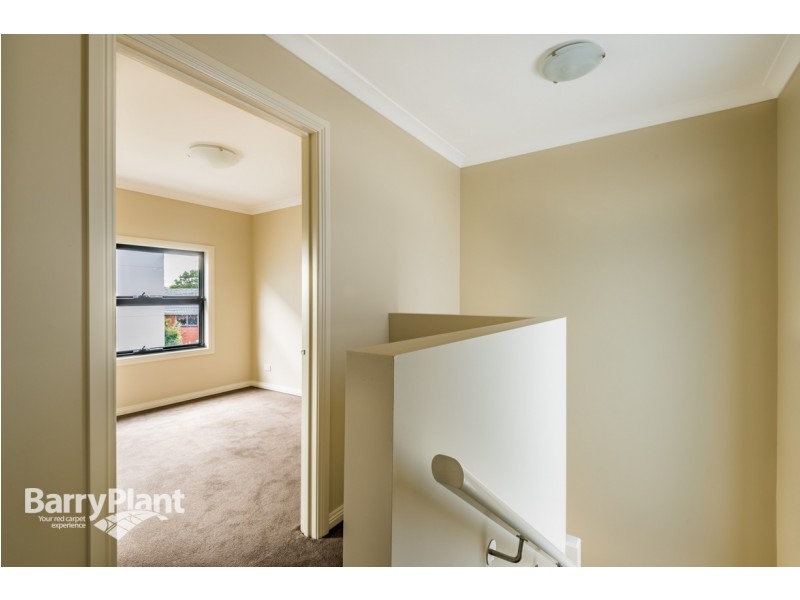 8/7 McFarlane Crescent, Dandenong VIC 3175