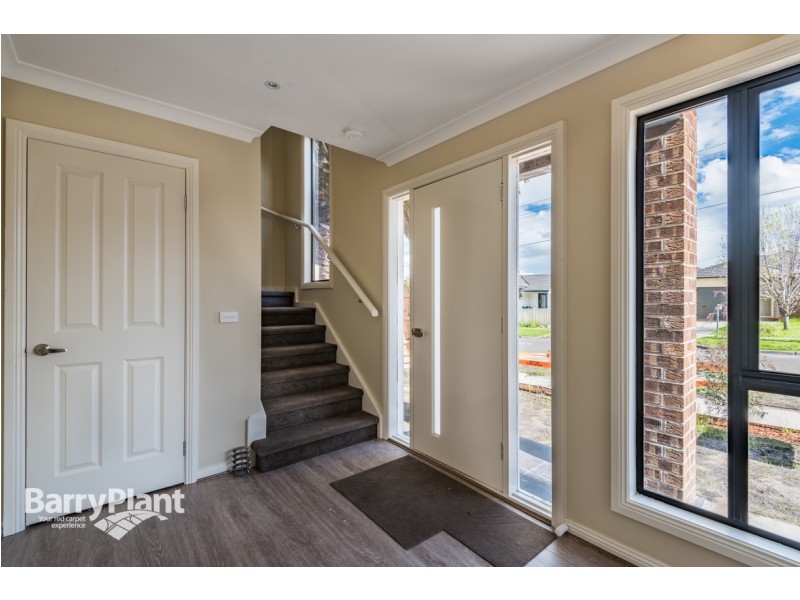 10/7 McFarlane Street, Dandenong VIC 3175