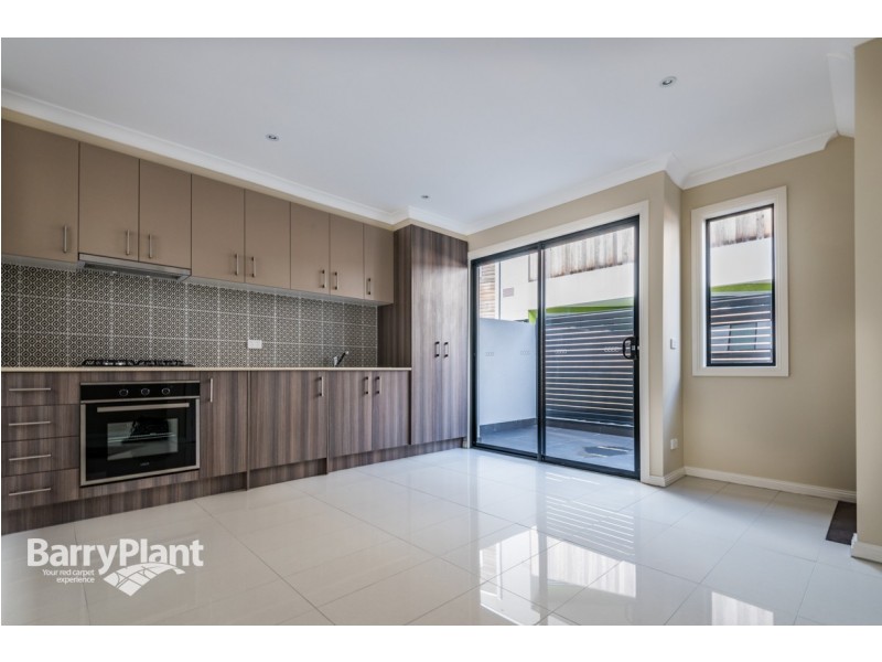 10/7 McFarlane Street, Dandenong VIC 3175
