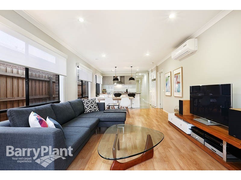 8 Tulip Way, Keysborough VIC 3173