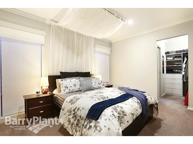 8 Tulip Way, Keysborough VIC 3173