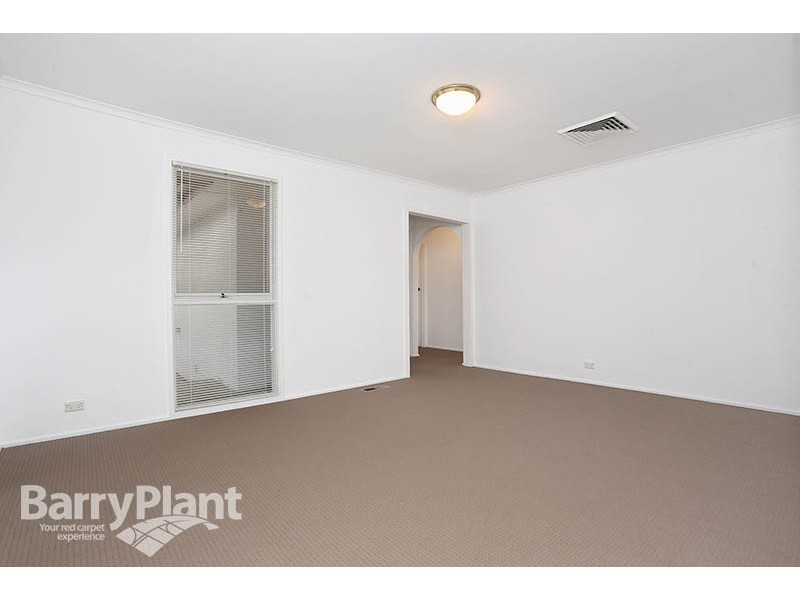 16 Bakers Road, Dandenong North VIC 3175