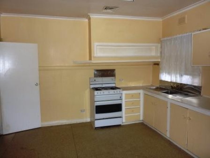 2 Holloway Court, Noble Park VIC 3174