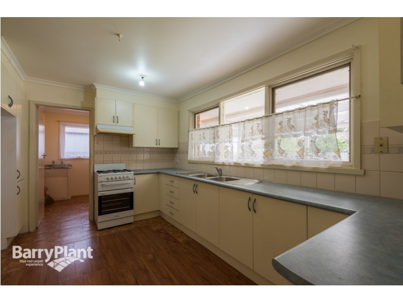 31 Putt Grove, Keysborough VIC 3173