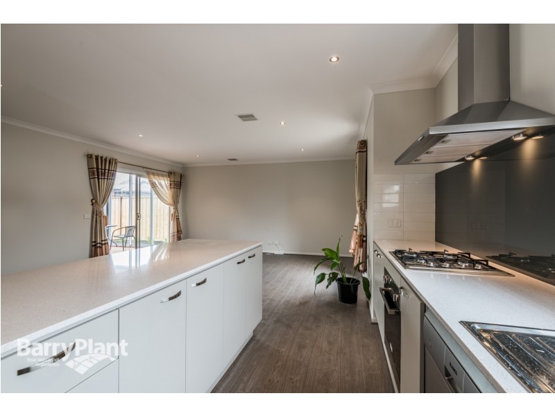 9 Petunia Drive, Keysborough VIC 3173