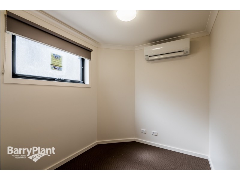 4/13 Wall Street, Noble Park VIC 3174