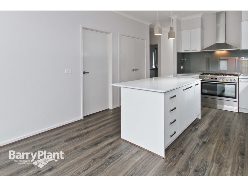 44 Redbrush Drive, Keysborough VIC 3173