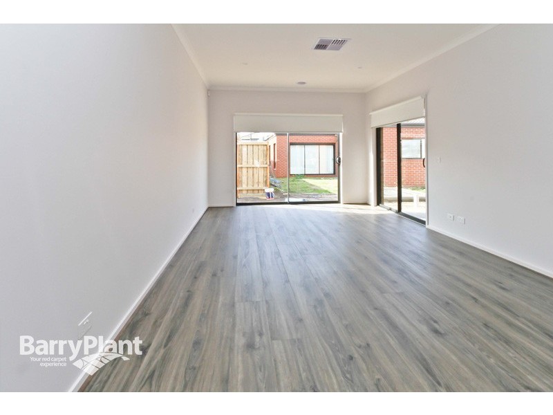 44 Redbrush Drive, Keysborough VIC 3173