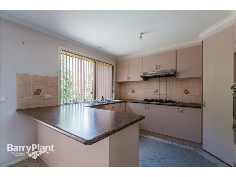 8 Suerulla Court, Rowville VIC 3178