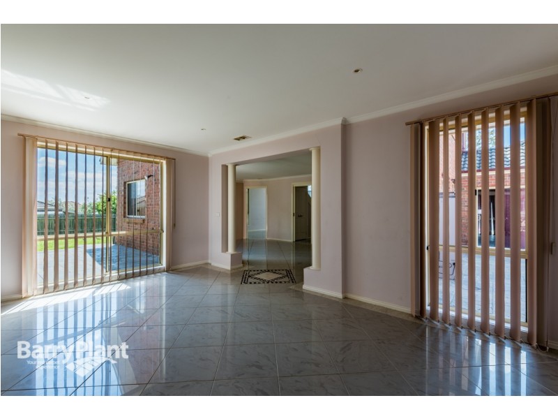 8 Suerulla Court, Rowville VIC 3178