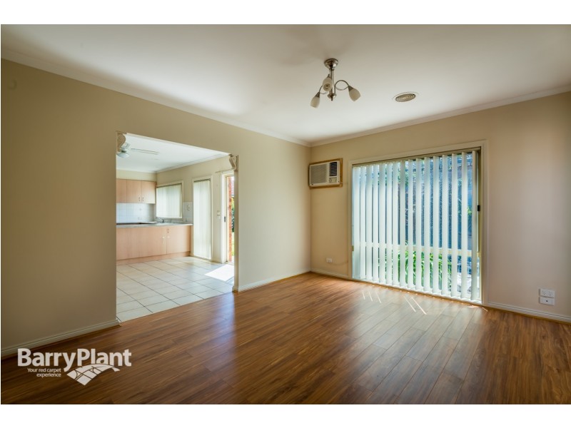 2/3 Cush Place, Hampton Park VIC 3976