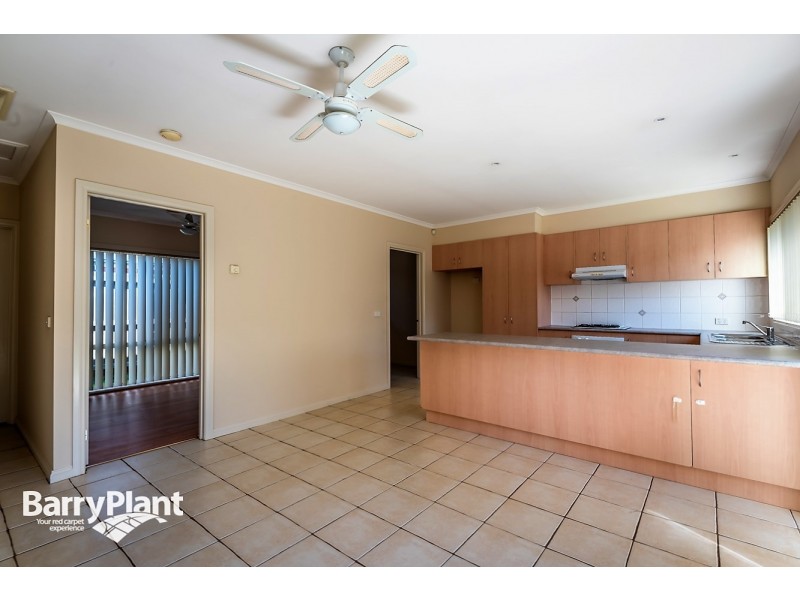2/3 Cush Place, Hampton Park VIC 3976