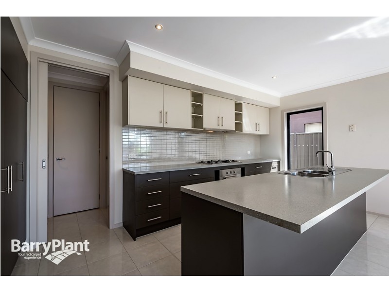 9 Keylana Drive, Keysborough VIC 3173