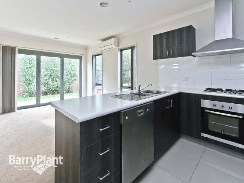 1/15A Newcomen Road, Springvale VIC 3171