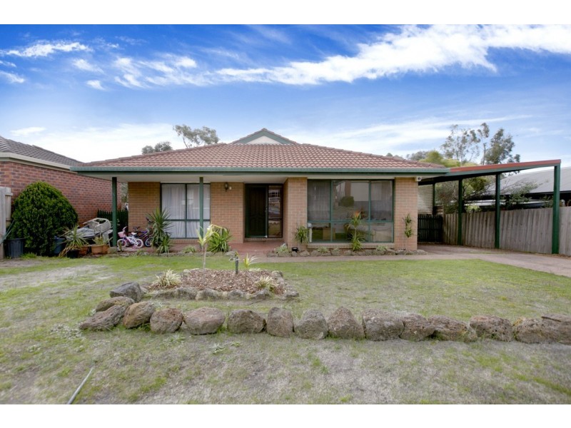 7 Huntly Court, Langwarrin VIC 3910