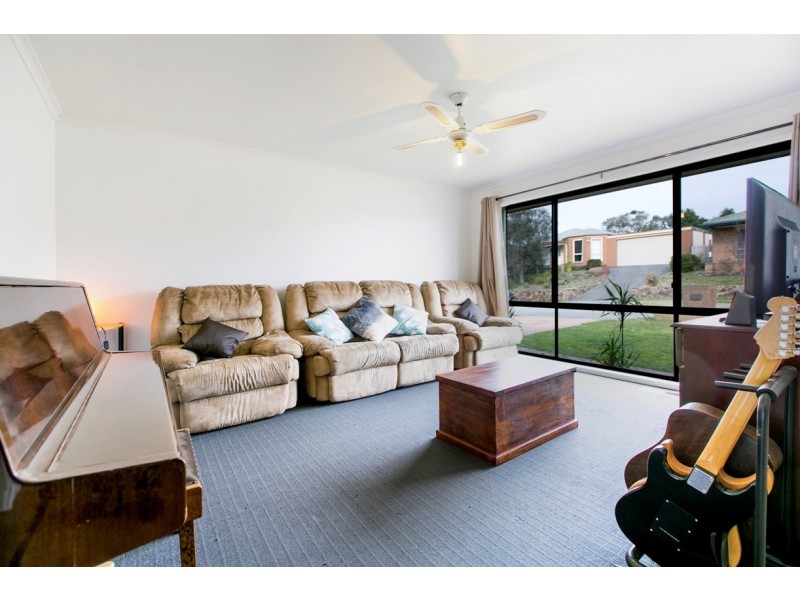 7 Huntly Court, Langwarrin VIC 3910
