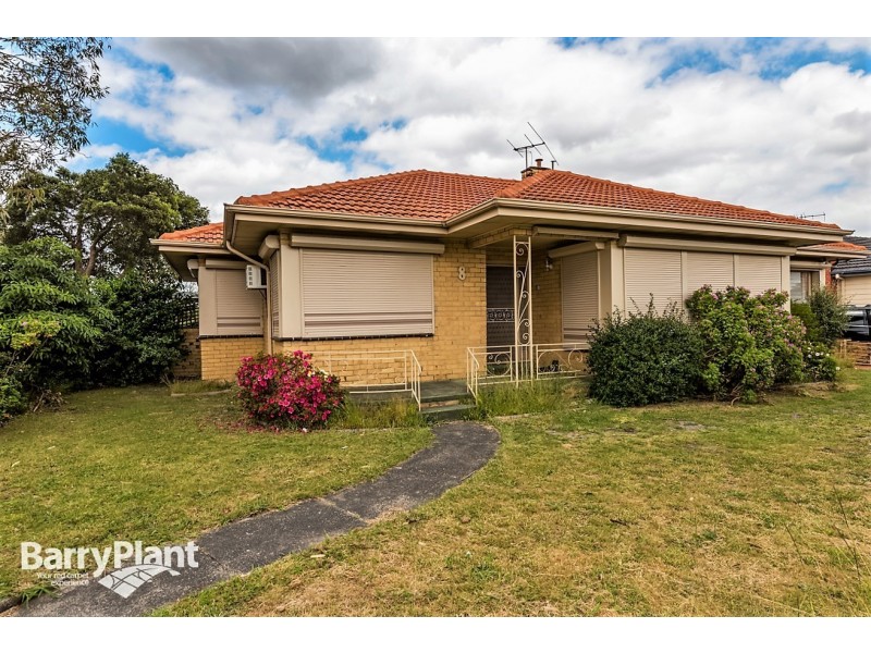 8 Hillcrest Grove, Springvale VIC 3171