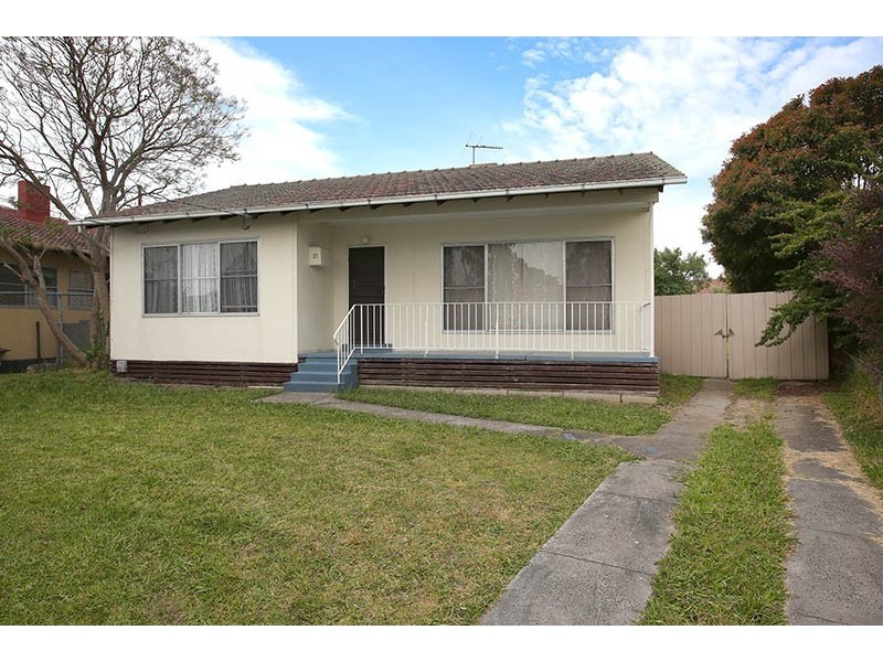 21 Rowan Drive, Doveton VIC 3177