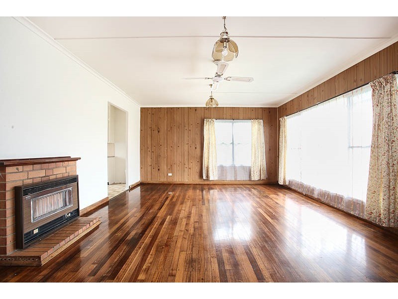 21 Rowan Drive, Doveton VIC 3177