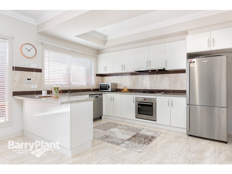 2/20 Napier Street, Dandenong VIC 3175