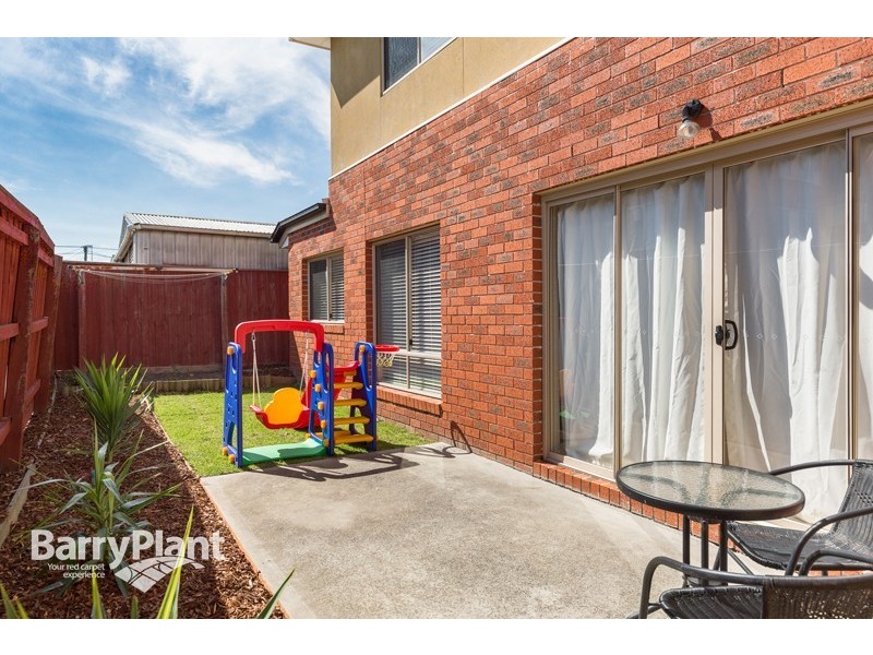 2/20 Napier Street, Dandenong VIC 3175