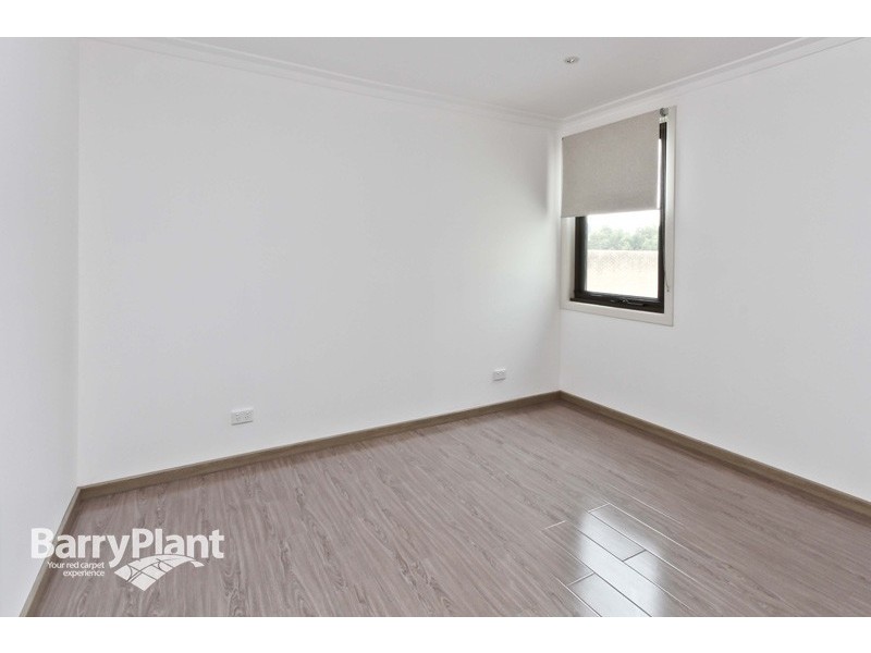 4/10 Llewellyn Place, Eumemmerring VIC 3177