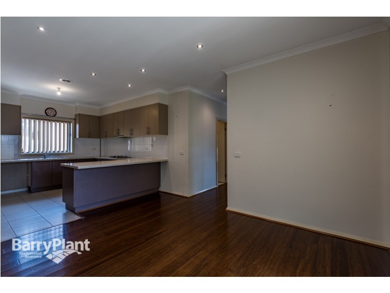 1/8 Jones Road, Dandenong VIC 3175