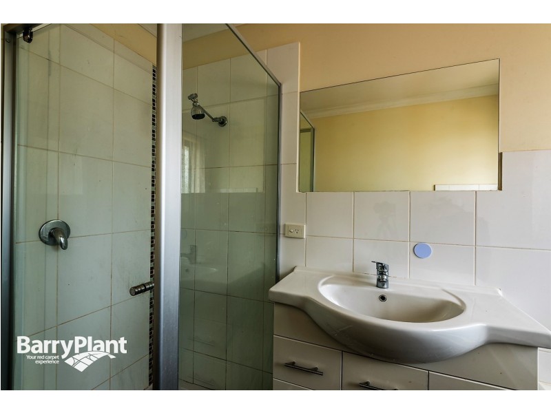 1/8 Jones Road, Dandenong VIC 3175