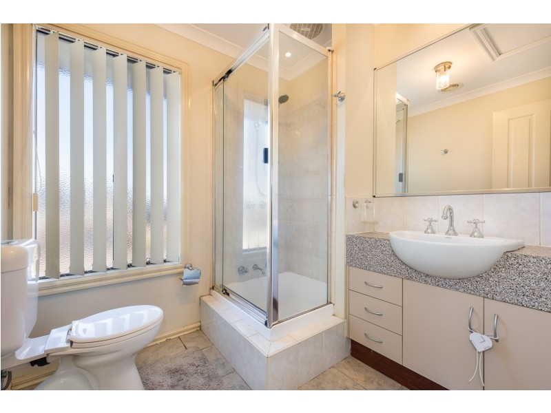 2/29 Birdwood Avenue, Dandenong VIC 3175