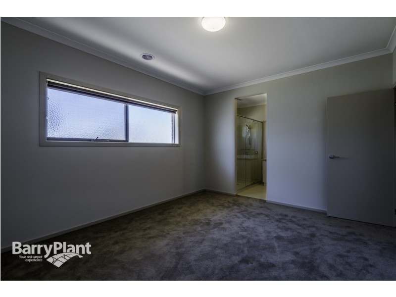 200 Clarendon Drive, Keysborough VIC 3173