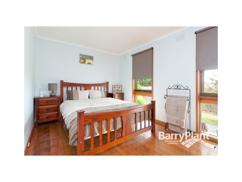 4 Yallambee Crt, Dandenong North VIC 3175
