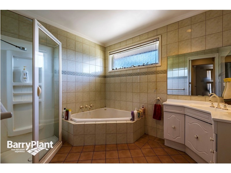 22 Balfour Place, Noble Park North VIC 3174