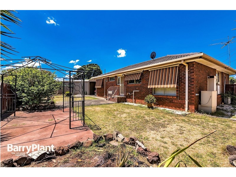22 Balfour Place, Noble Park North VIC 3174