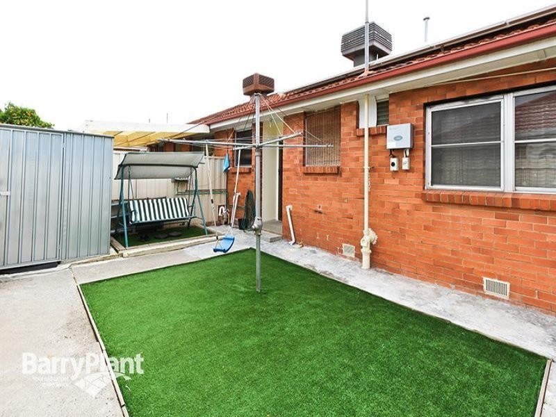 2/1475 Heatherton Road, Dandenong North VIC 3175