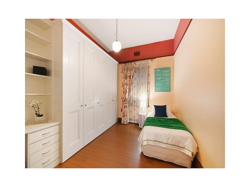 13 Palmerston Grove, Oakleigh VIC 3166