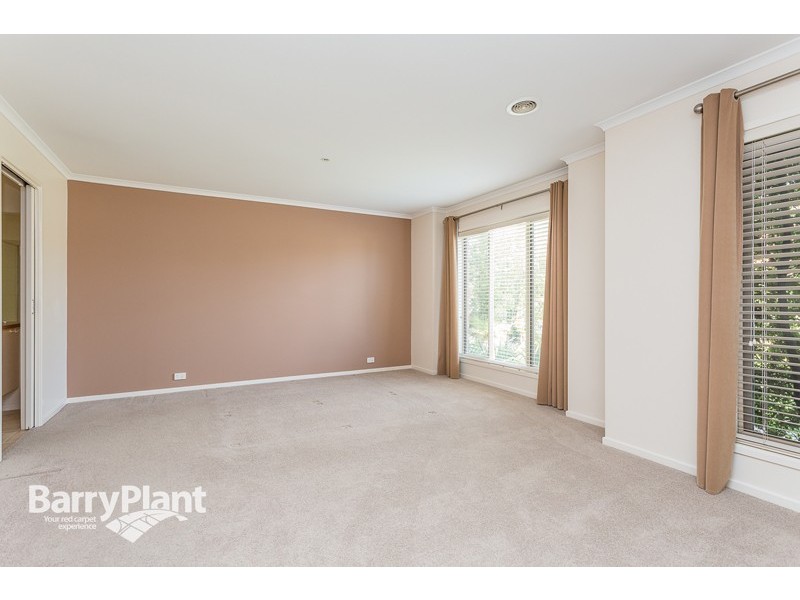 8 Stanford Avenue, Keysborough VIC 3173