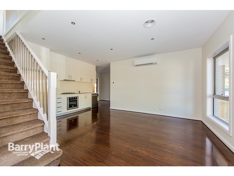 1/2 Bowmore Road, Noble Park VIC 3174