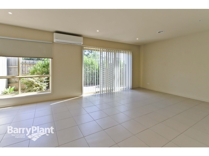 66 Innes Court, Berwick VIC 3806