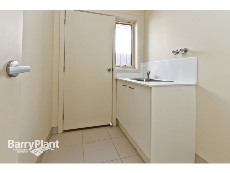 66 Innes Court, Berwick VIC 3806