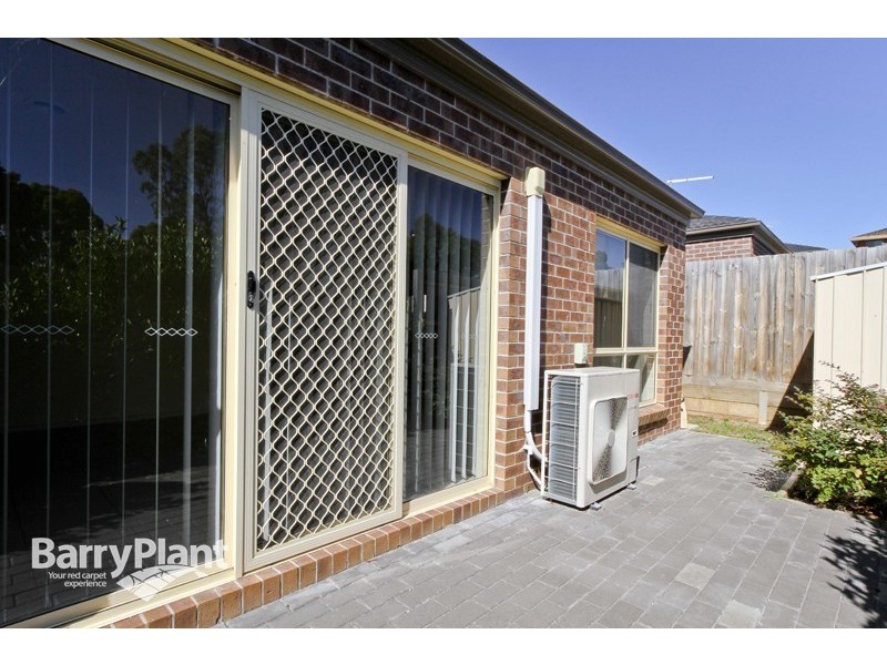66 Innes Court, Berwick VIC 3806