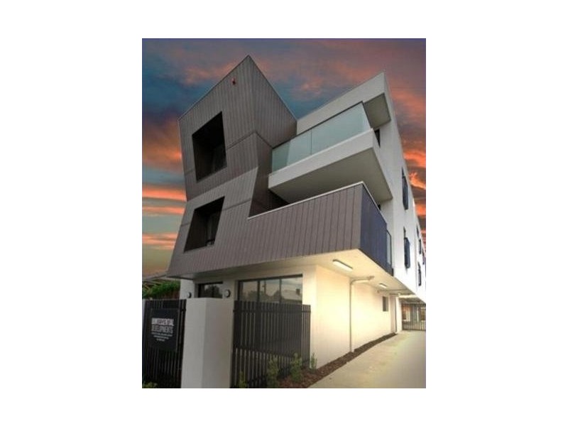 4/12 New Street, Dandenong VIC 3175